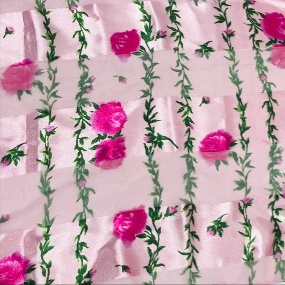 Space Age Inc. Roses and Vines Scarf, Pink - Picture 3 of 5